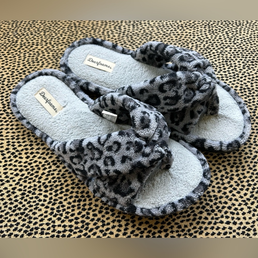 Leopard Print Dearfoams Super Soft and Comfy Slipper Flip Flops